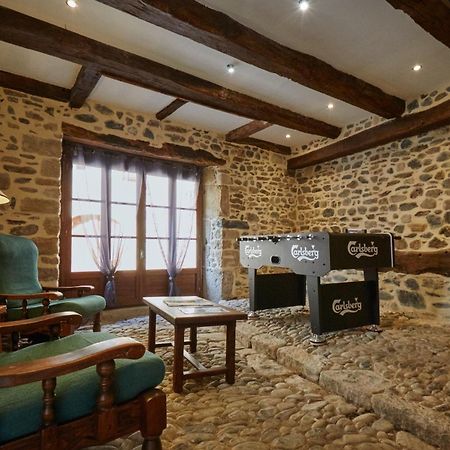 Jolie maison deux chambres et canapé-lit #au cœur du village# Sainte-Eulalie-d'Olt Extérieur photo